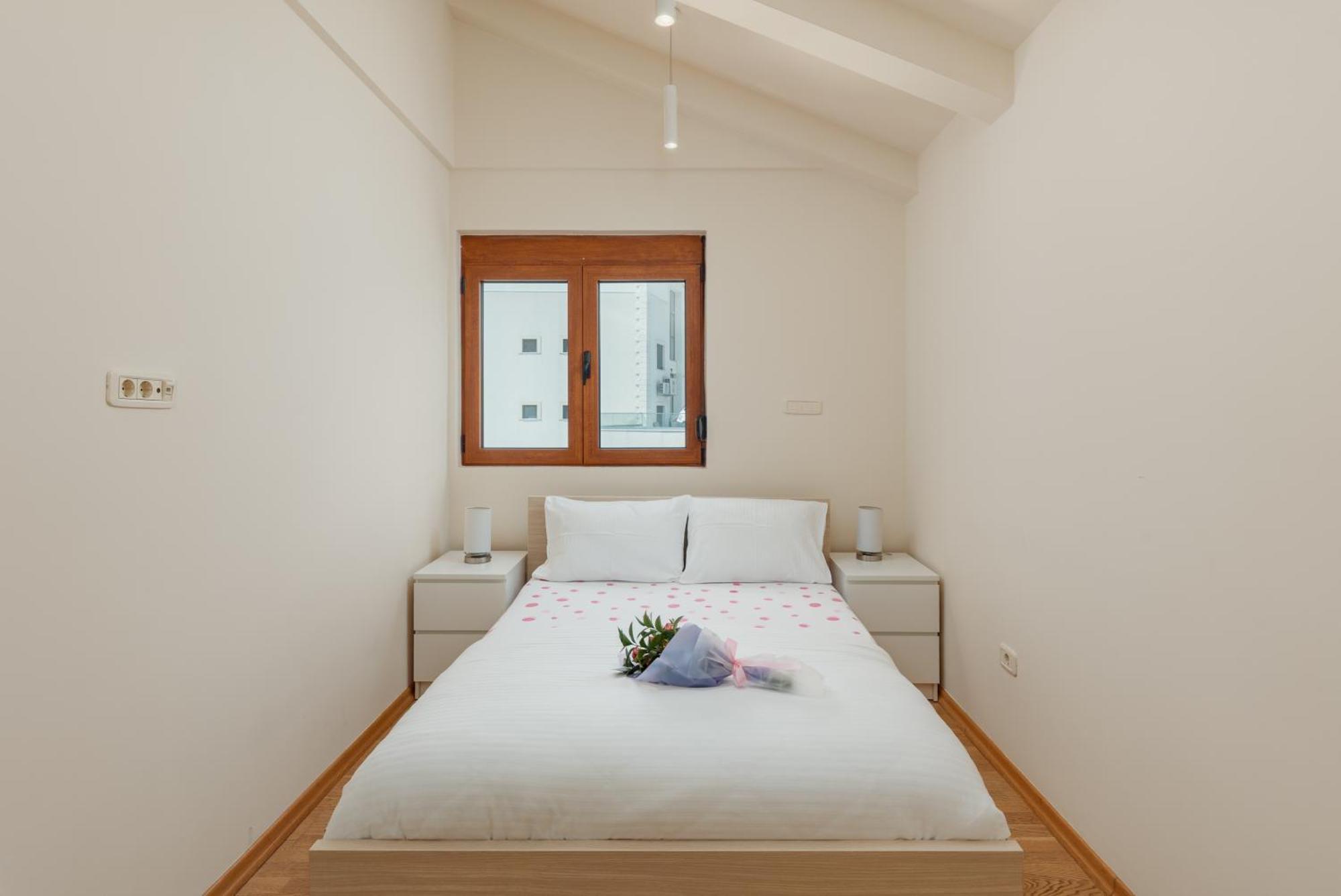 Luxury View Apartment Kotor