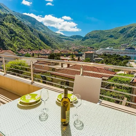 Kotor Luxury View Apartment Exterior photo